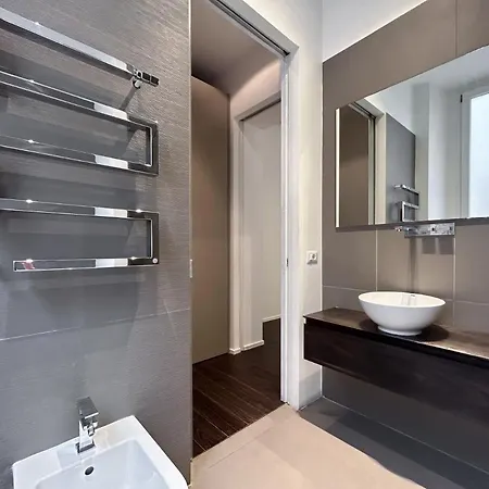 Apartment Wamma Modern House Rome